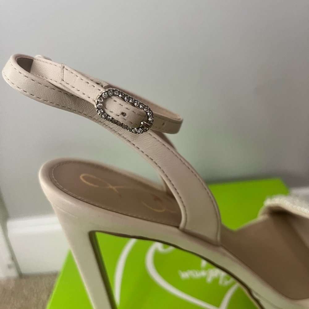 Sam Edelman Pearl Embellished Ivory Heels - Picture 5 of 7